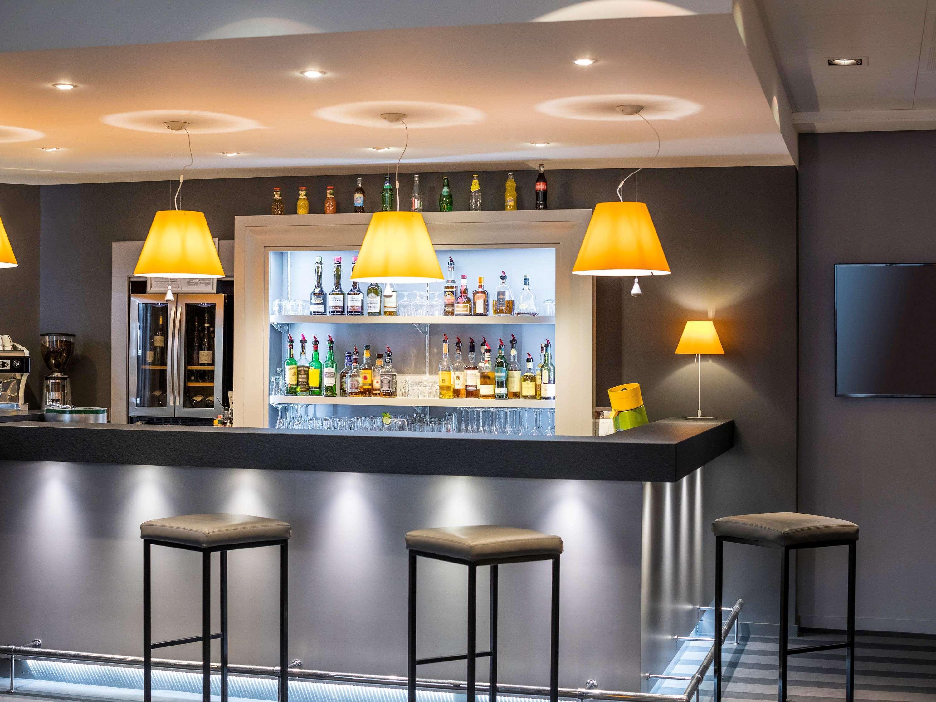 Mercure Caen Centre Port De Plaisance Exterior photo