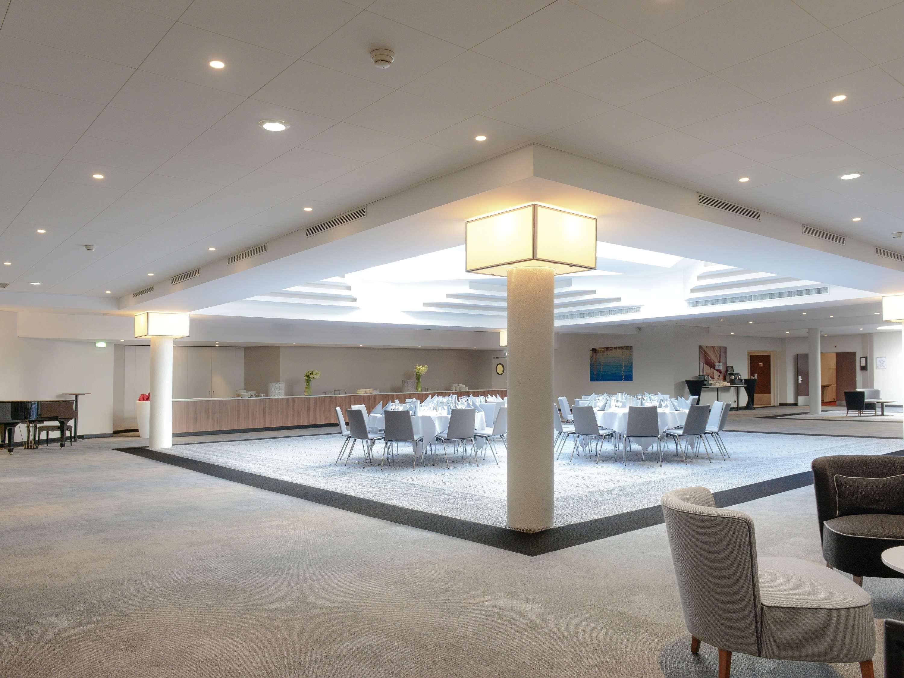 Mercure Caen Centre Port De Plaisance Exterior photo