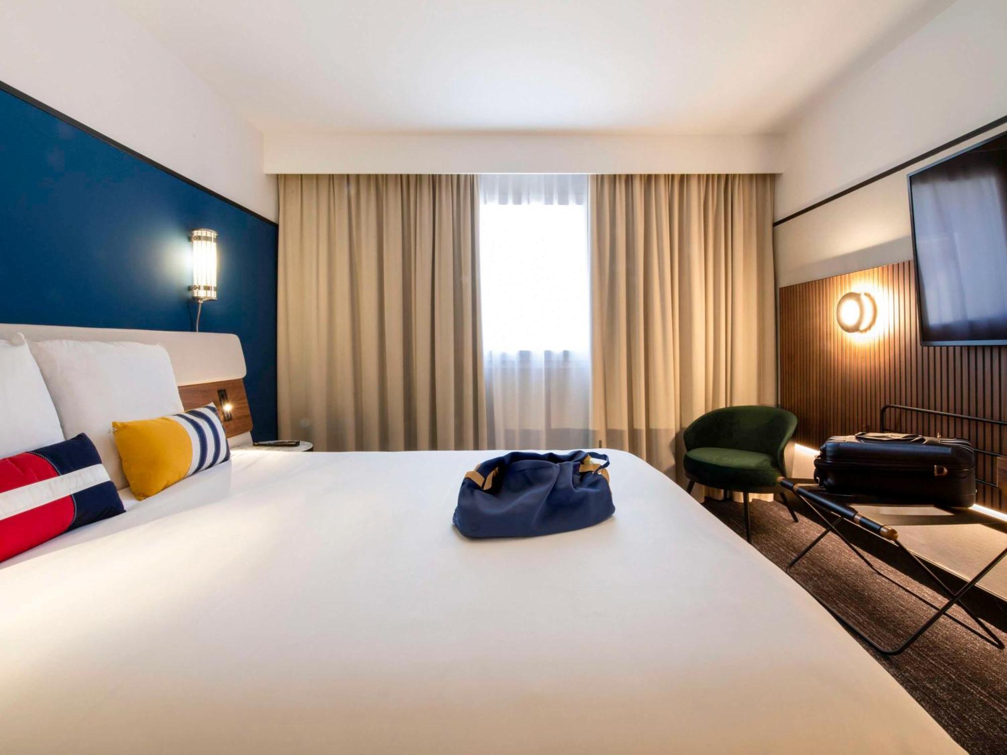 Mercure Caen Centre Port De Plaisance Exterior photo