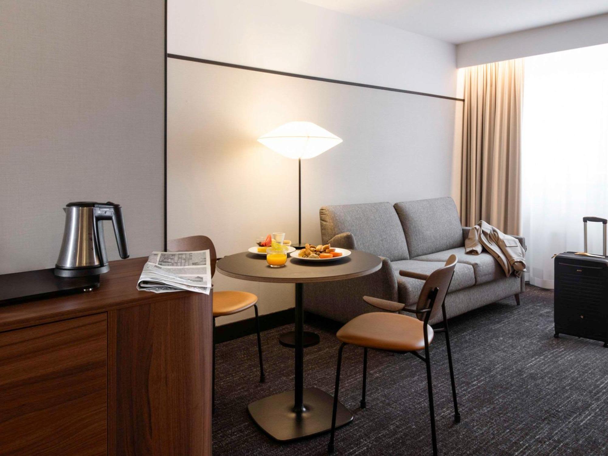 Mercure Caen Centre Port De Plaisance Exterior photo