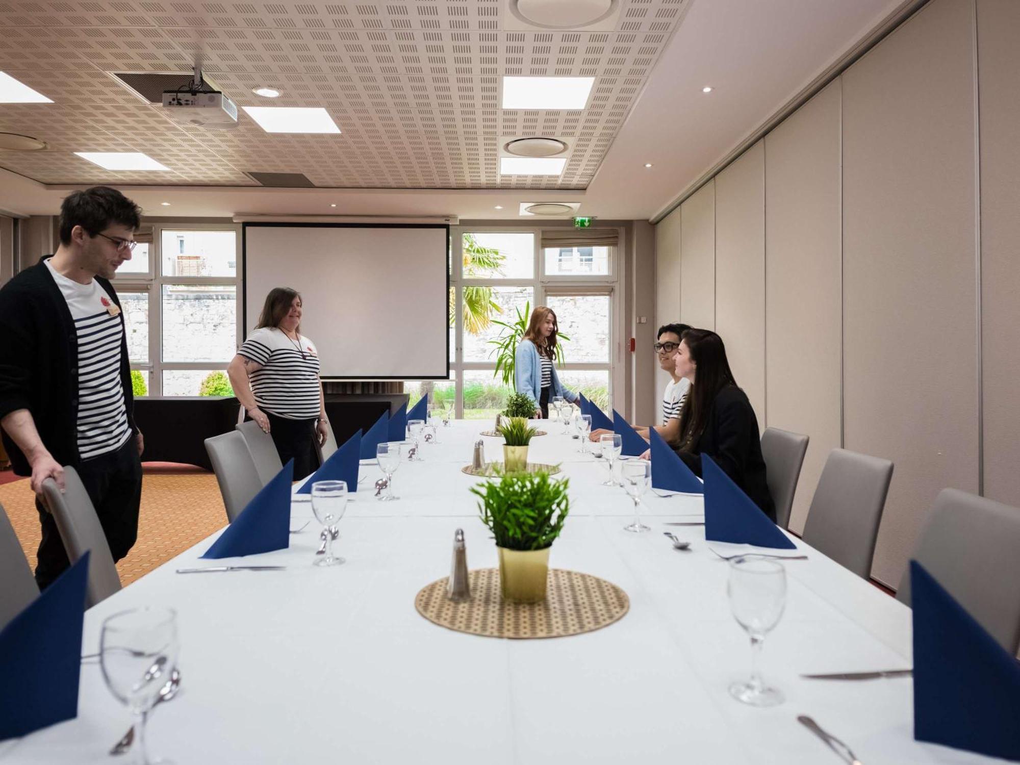 Mercure Caen Centre Port De Plaisance Exterior photo